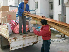 一站式专业搬家服务 家具拆装、空调移机与多样化车型选择