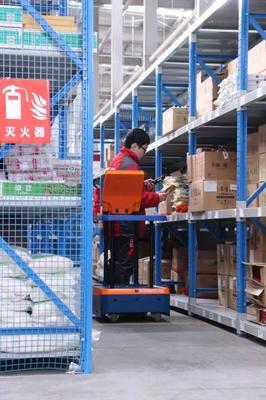 智能物流时代，机器人如何重塑人工搬运服务的角色与未来